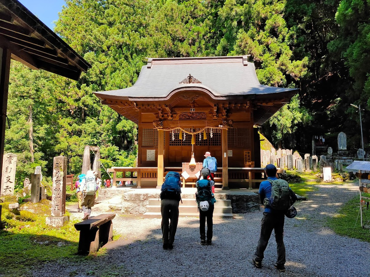 竹宇駒ケ岳神社からスタートです！