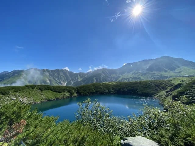 みくりが池日差し