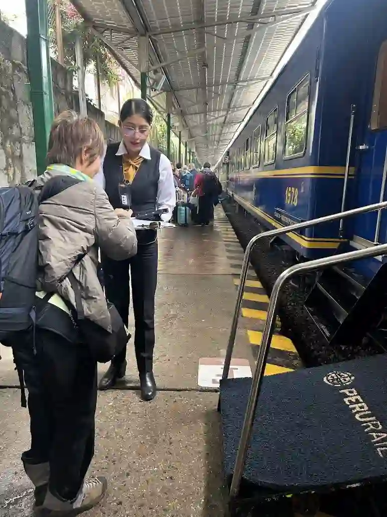 乗車名簿をチェックして
