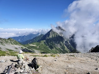 立山三山縦走路から剱岳