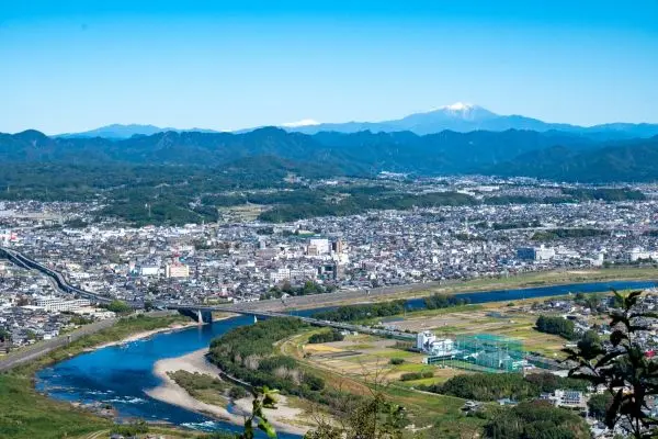 鳩吹山山頂