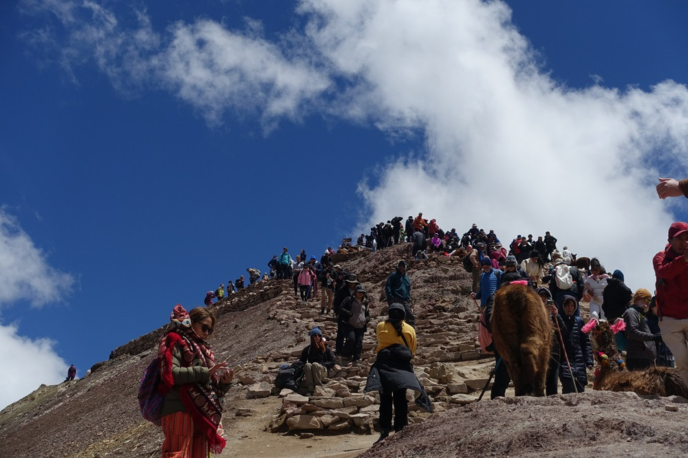 山頂には人人人