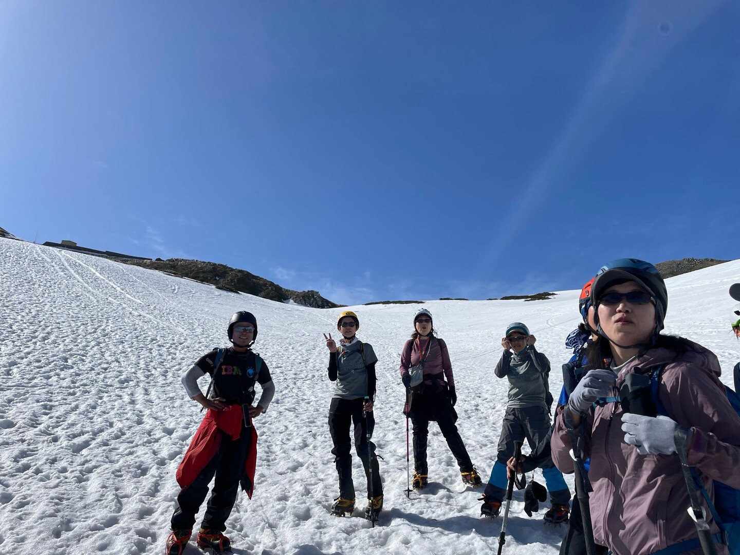 登りで晴れて暑かった！