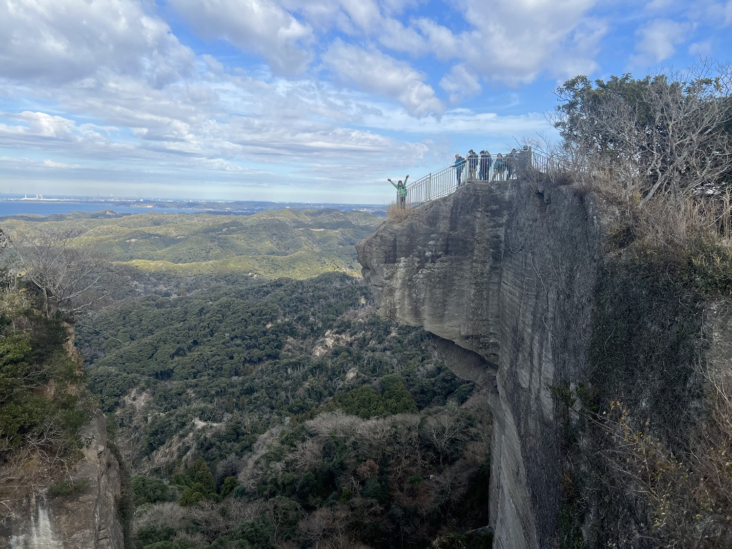 鋸山　地獄のぞき