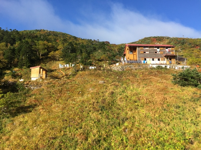 茶臼小屋