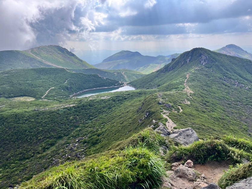 九重連山（イメージ）