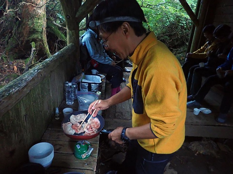 山小屋ご飯屋久島